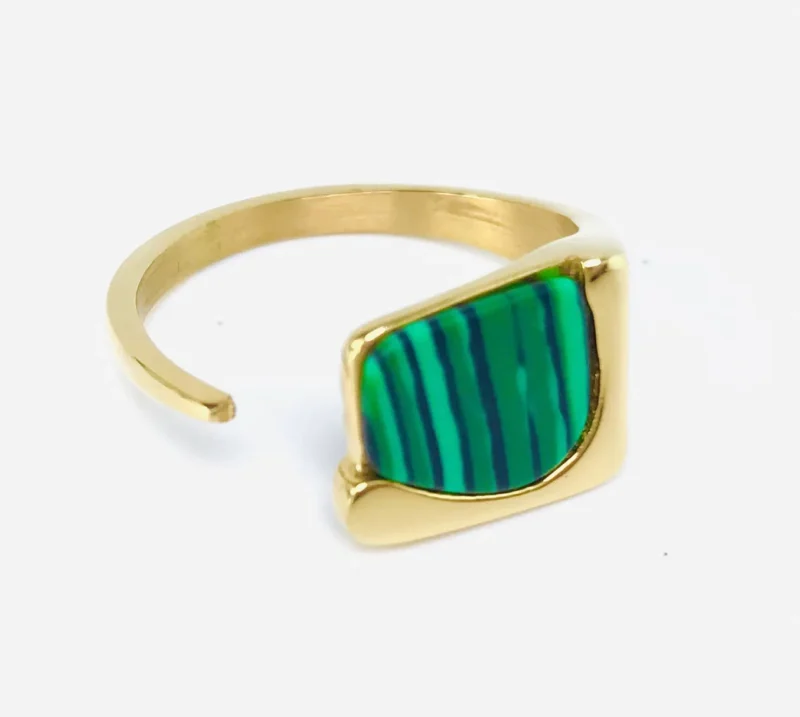 Bague ajourée pour femme design pierre verte - Anneau ajustable