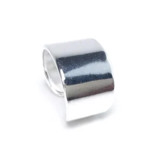 Bague argent surface large vue trois quart