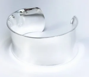 Bijou manchette argent vue dessus