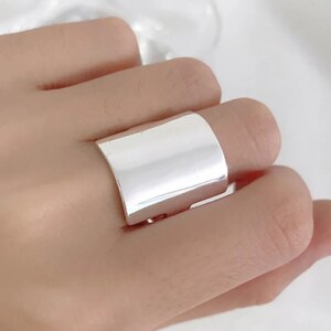 Grosse bague en argent