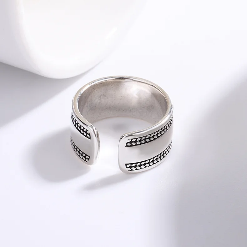 Bague large en argent femme Bague large en argent femme